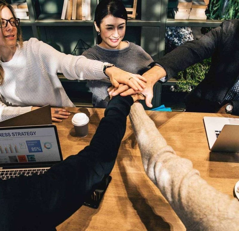 group of students meet at vr junior college library